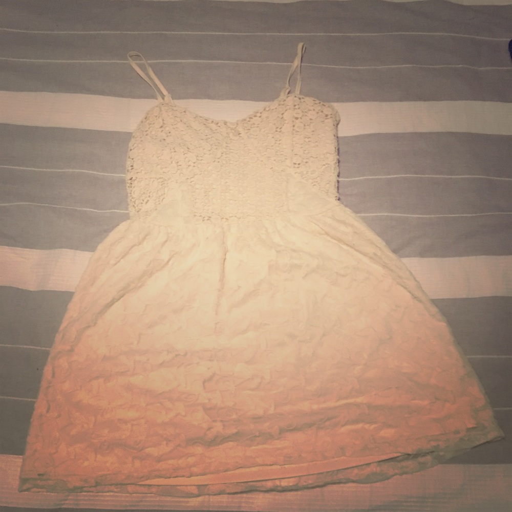 Buckle size S ivory dress